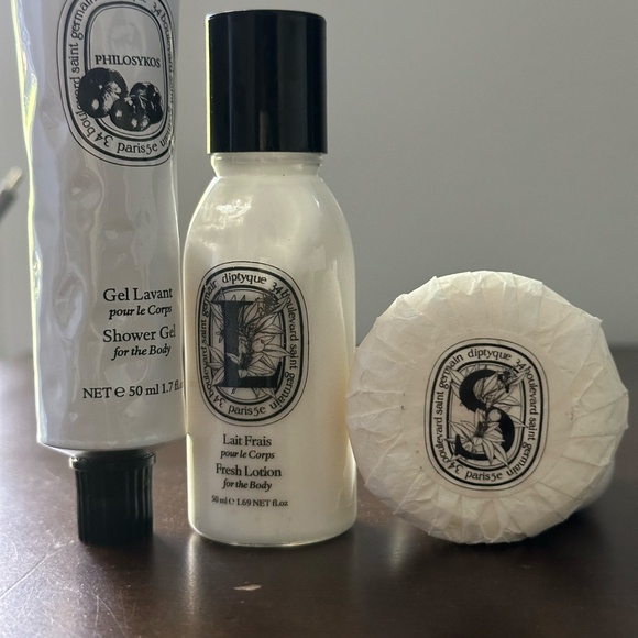 Diptyque Fresh Lotion, Bar Soap, Shower Gel - Picture 7 of 8